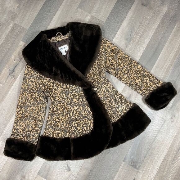 Newport News Vintage Embossed Faux Fir Trim Leather Princess‎ Swing Coat Small - Picture 15 of 15